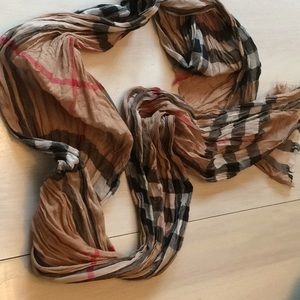 Burberry gauze scarf